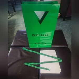 ​Authentic Bottega Veneta XL Tall Gift Bag Set  21" Portrait + 100" Green Ribbon